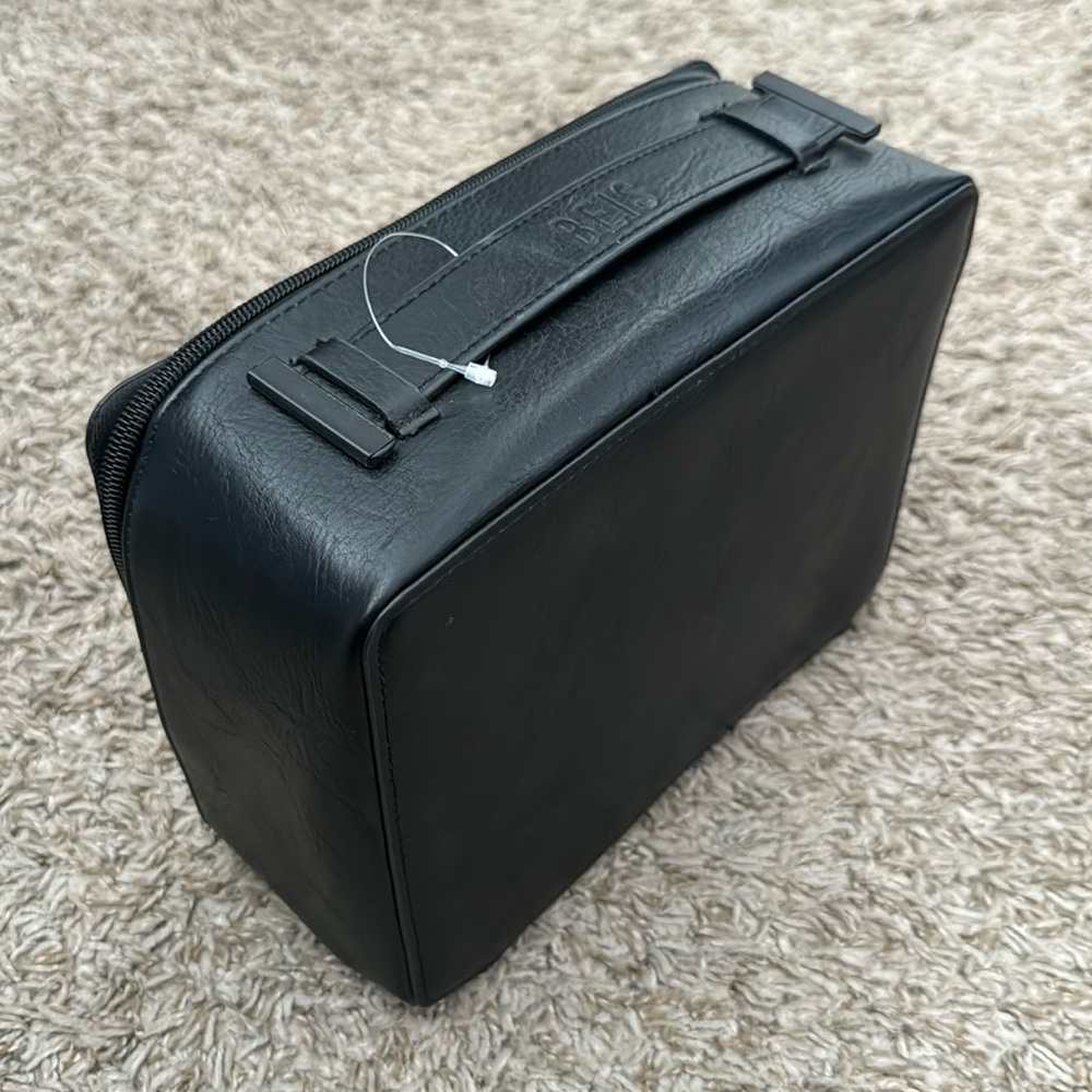 Bis The Cosmetics Case Nwot View 4